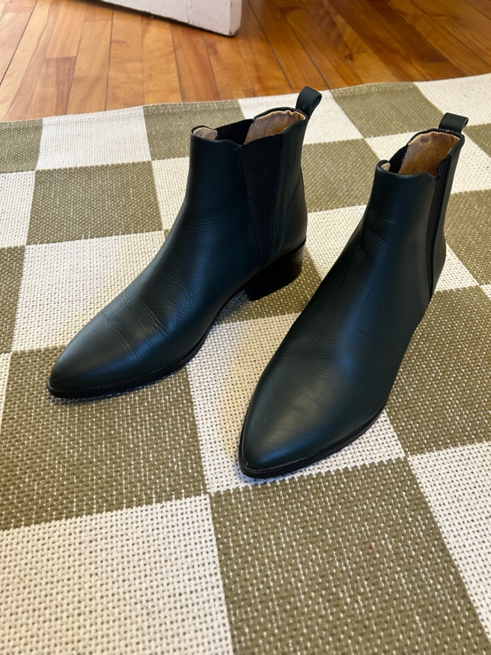 Dark Green Pointed Chelsea Boots - Picture 3 of 6